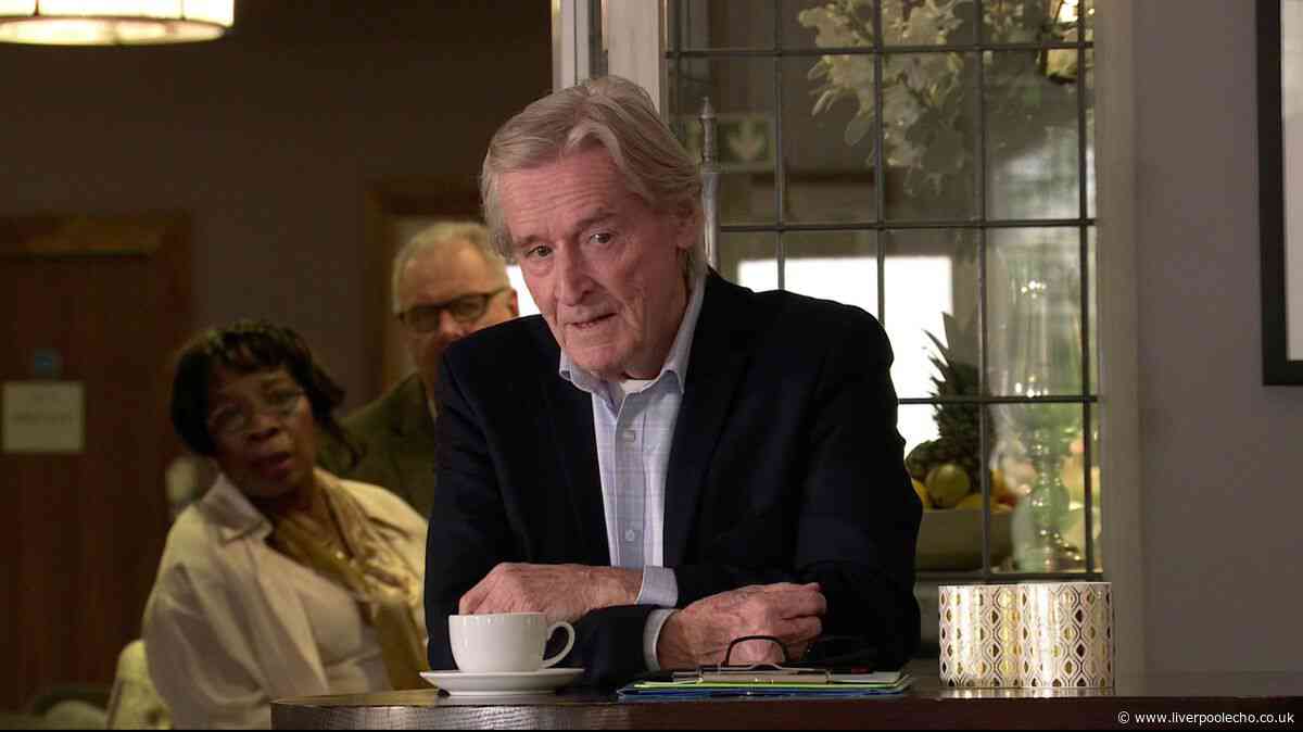 Coronation Street's William Roache has very famous son who also starred on ITV soap
