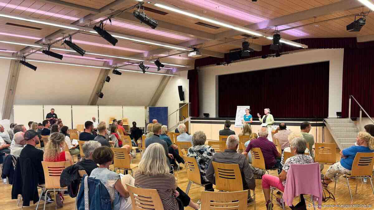 Dialogabend in Hallbergmoos: Bürger fühlen sich besser vorbereitet auf Bürgerentscheid zur Helsing-Ansiedelung