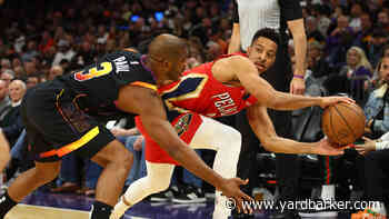 Hawks, CJ McCollum agree to one-year extension