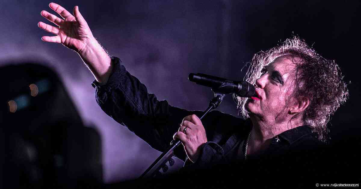 Op Pinkpop verdrijft The Cure alle zorgen over de hitte