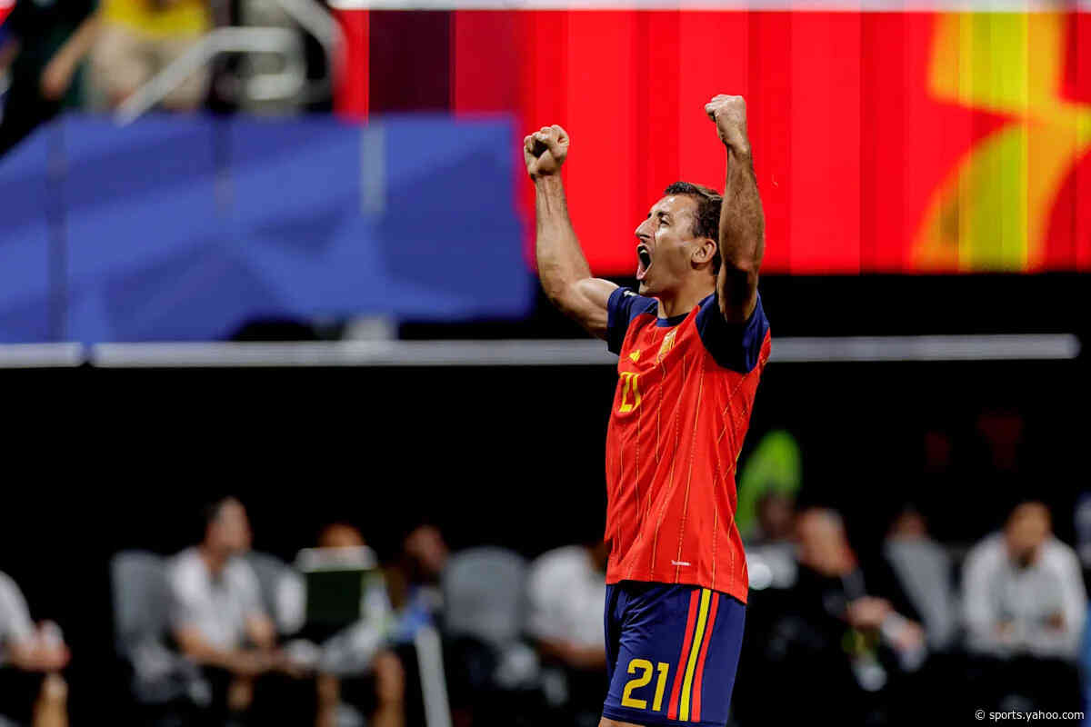 After scoreless tie to open World Cup, Spain scores 3 times in first 24 minutes during rout of Saudi Arabia