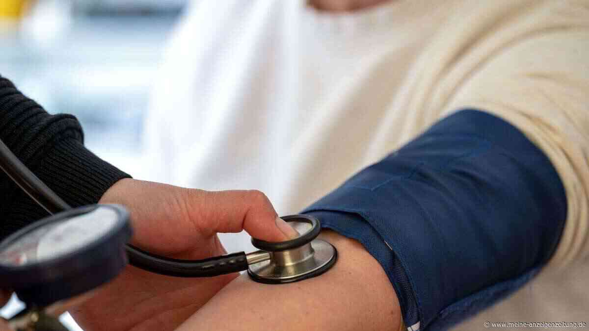 Blutdruck-Paradox: Studie legt neuen Zusammenhang mit Alzheimer nahe
