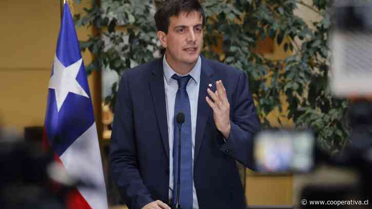 Schalper votará en contra del libelo contra Grau y propone reforma a acusaciones constitucionales