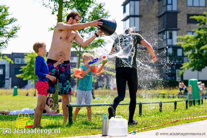 Deelnemers OO Run doorstaan zomerse temperaturen (fotoreportage)
