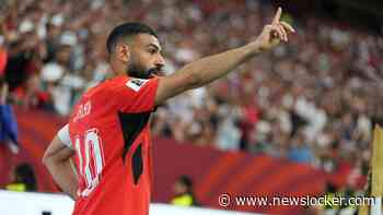 Mo Salah na ouderwets roerig weekje met staande ovatie van het veld: sterspeler leidt Egypte naar eerste WK-zege ooit