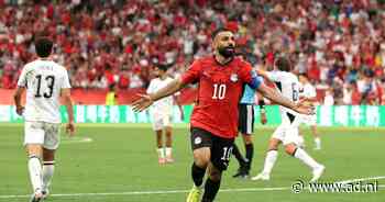 Mohamed Salah breekt WK-vloek van Egypte met doelpunt en assist tegen Nieuw-Zeeland