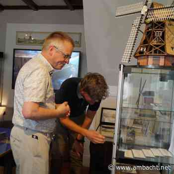 Expositie ‘Molens in de Zwijndrechtse Waard’ geopend door wethouder Robert Kreukniet