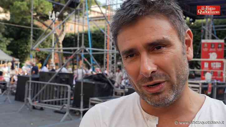 “Finanziamento pubblico ai giornali? Una porcheria, va azzerato”: Di Battista e le ragioni del referendum abrogativo