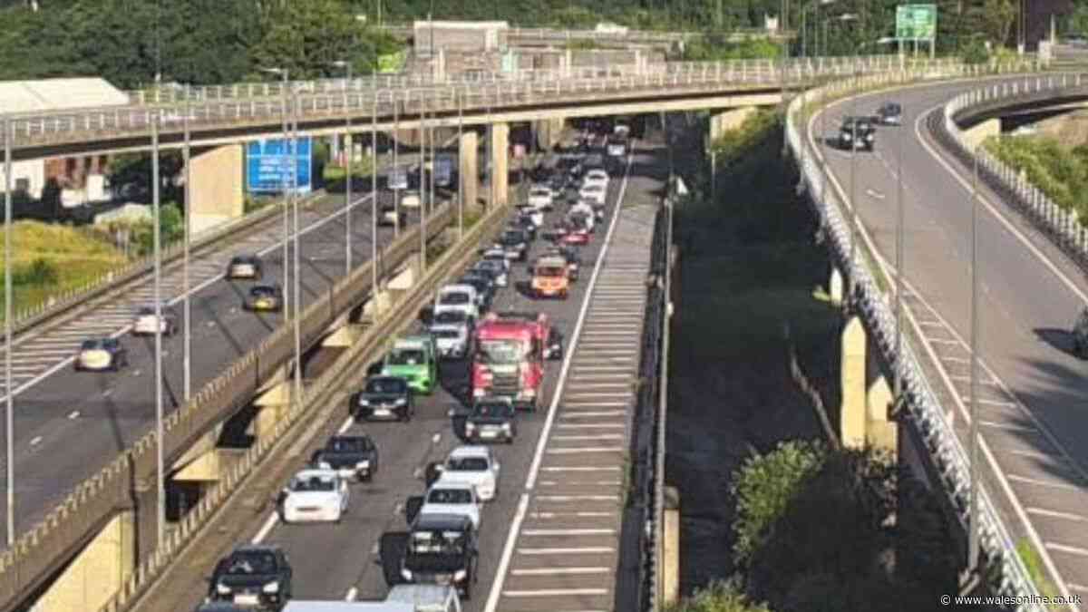 Crash causes early morning delays on M4