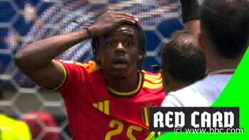 Ngoy red card leaves Belgium with 10 men