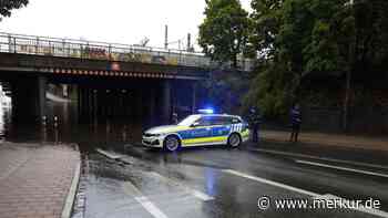 Heftige Gewitter in Bayern: Starkregen flutet Bahnunterführung – Warnung vor extremer Hitze