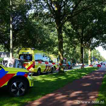 112 Nieuws: Fietser (86) overleden na ongeluk Raalte | Glas valt, twee gewonden in Basse