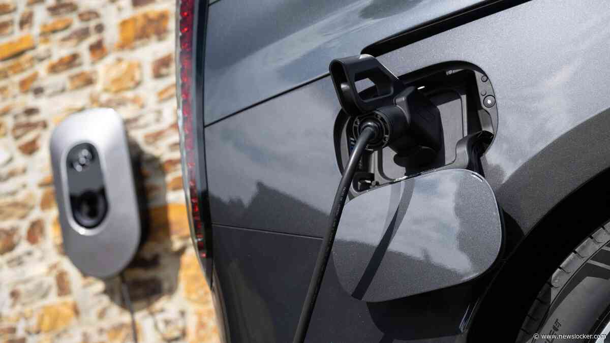 Airco ’s nachts gratis gebruiken: „Mercedes gaat met snellaadaansluiting huis van elektriciteit voorzien”