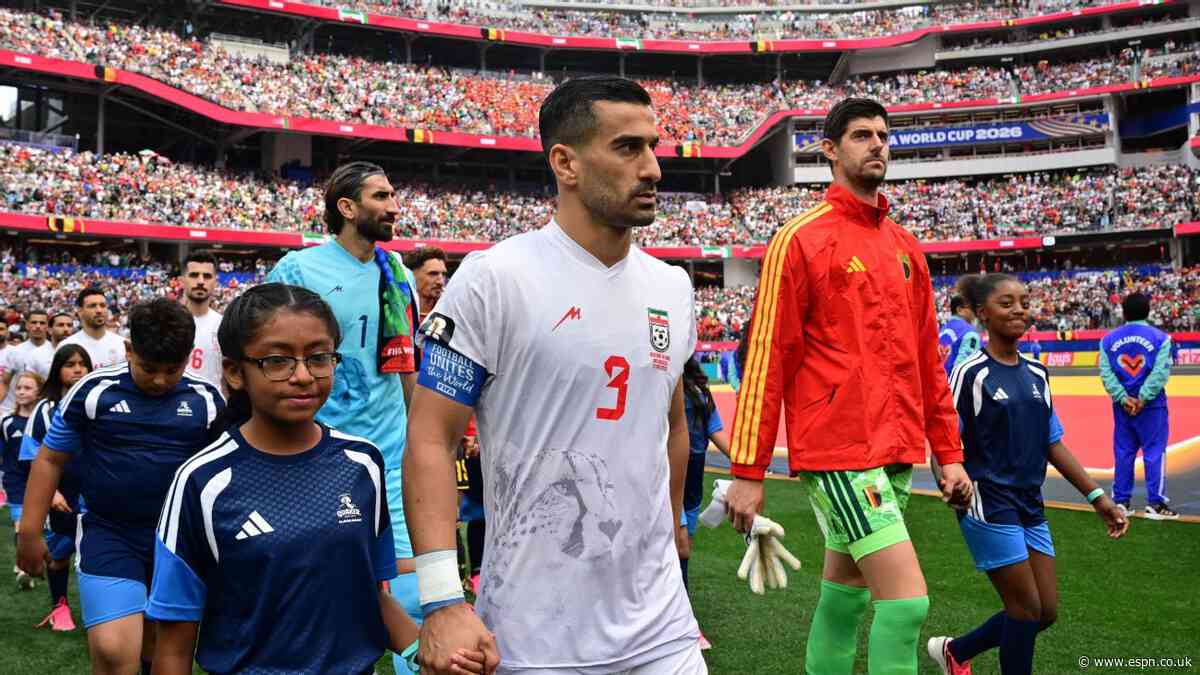Iran leave note in dressing room thanking LA