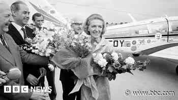 The woman who broke more than 100 flying records