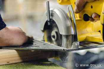 New deal for young people to end ‘degree by default’ culture and boost youth apprenticeships