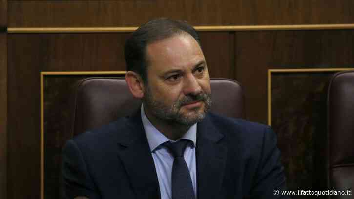 Spagna, l’ex braccio destro di Sánchez condannato a 24 anni e 3 mesi per corruzione