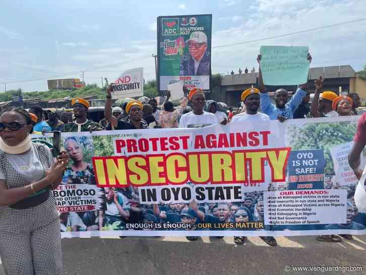 Protesters lock down major Ibadan roads over kidnapping crisis
