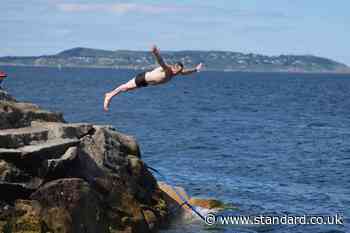 Risk of heat stress amid ‘exceptionally warm weather’ in Ireland