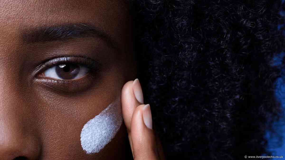 Boots shoppers nab 'non-greasy' sensitive skin sunscreen on sale