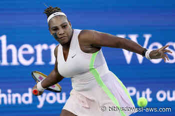 Serena Williams se prueba en Wimbledon