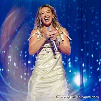 Hilary Duff launches the Lucky Me World Tour with spectacular sold-out Florida opener