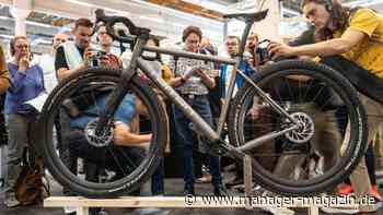 Fahrrad: Der Kampf mit der Eurobike ist eröffnet. „Neue Weltleitmesse“ soll Industrie wieder ins Boot holen.