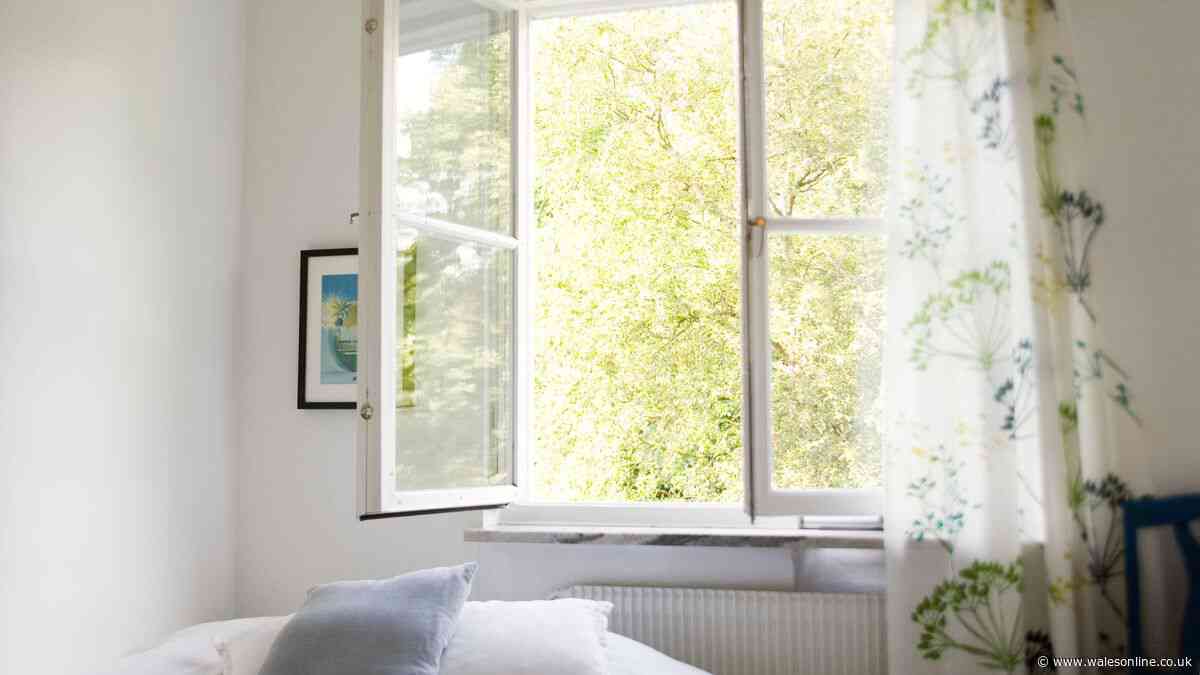 When to open and close windows during 40C heat blast to keep your home cool