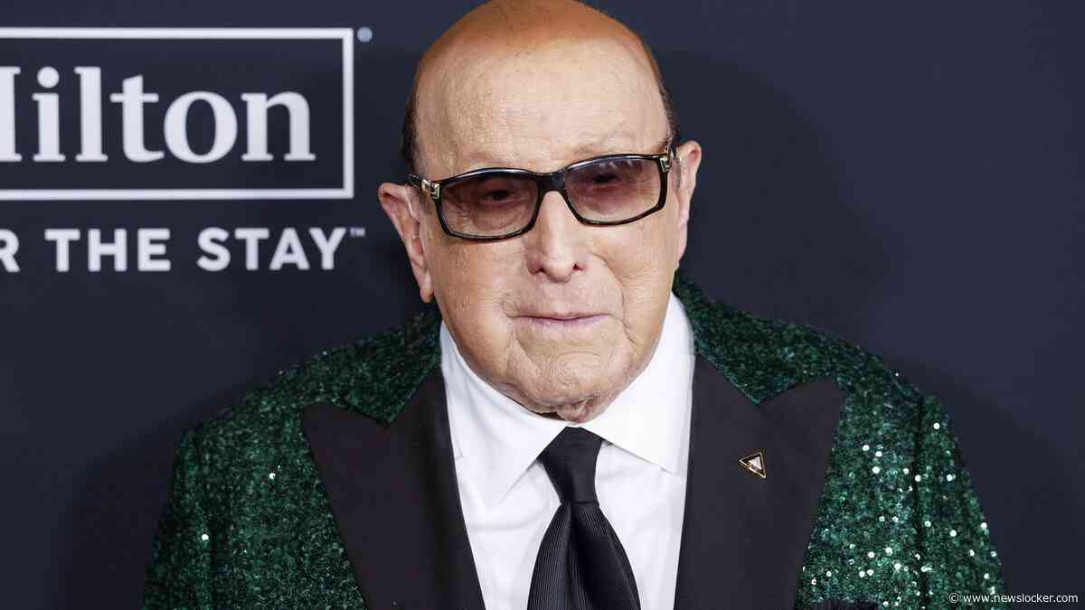 Muziekproducent Clive Davis (94) overleden: de man achter Whitney Houston en Alicia Keys