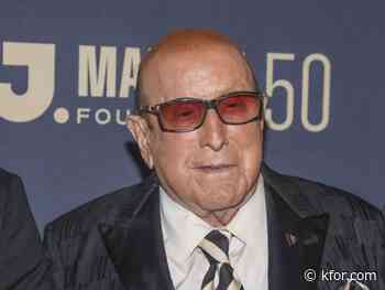 Clive Davis, music industry giant, dies