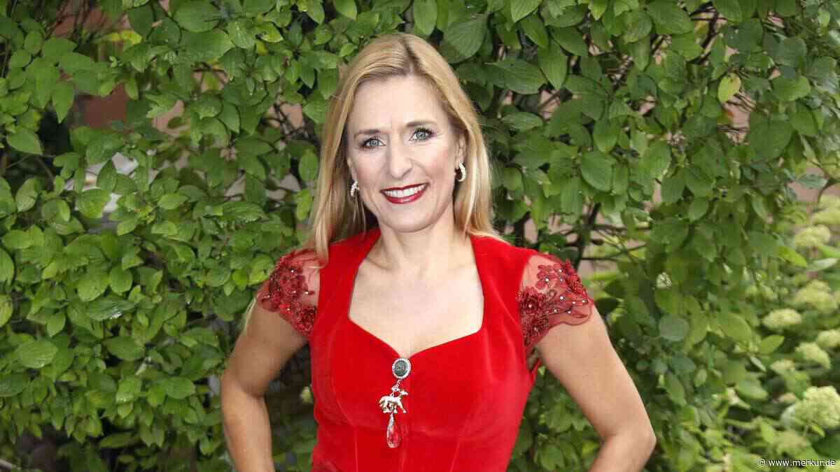 Als erster Schlagerstar: Stefanie Hertel bekommt Verdienstorden verliehen