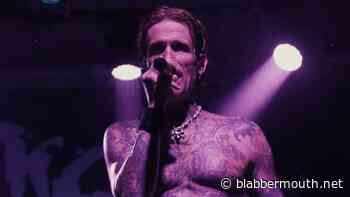 BUCKCHERRY Releases Official Live Video For 'Blackout' From 'Roar Like Thunder' Album