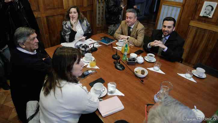 Las complejas horas de la oposición antes de votar la megarreforma: citas reservadas, diferencias con el PC e intentos por mostrar unidad