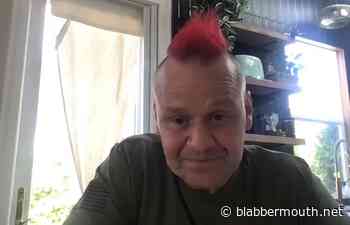 COAL CHAMBER's MIKEY COX Opens Up About His Cancer Battle: 'I Did Five Weeks Of Radiation, Which Was Pure Hell'