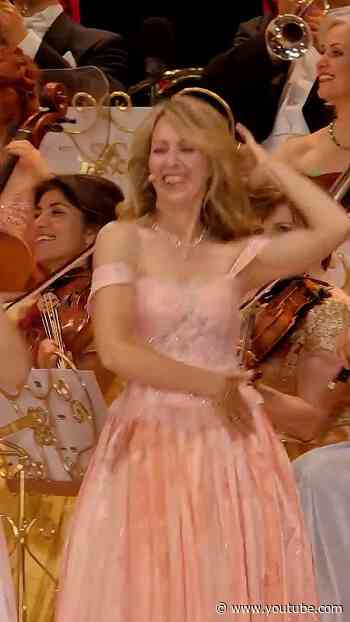 Ready to party? 🥳 Enjoy some of the most festive moments from the new DVD! Out now 👉 andrerieu.com