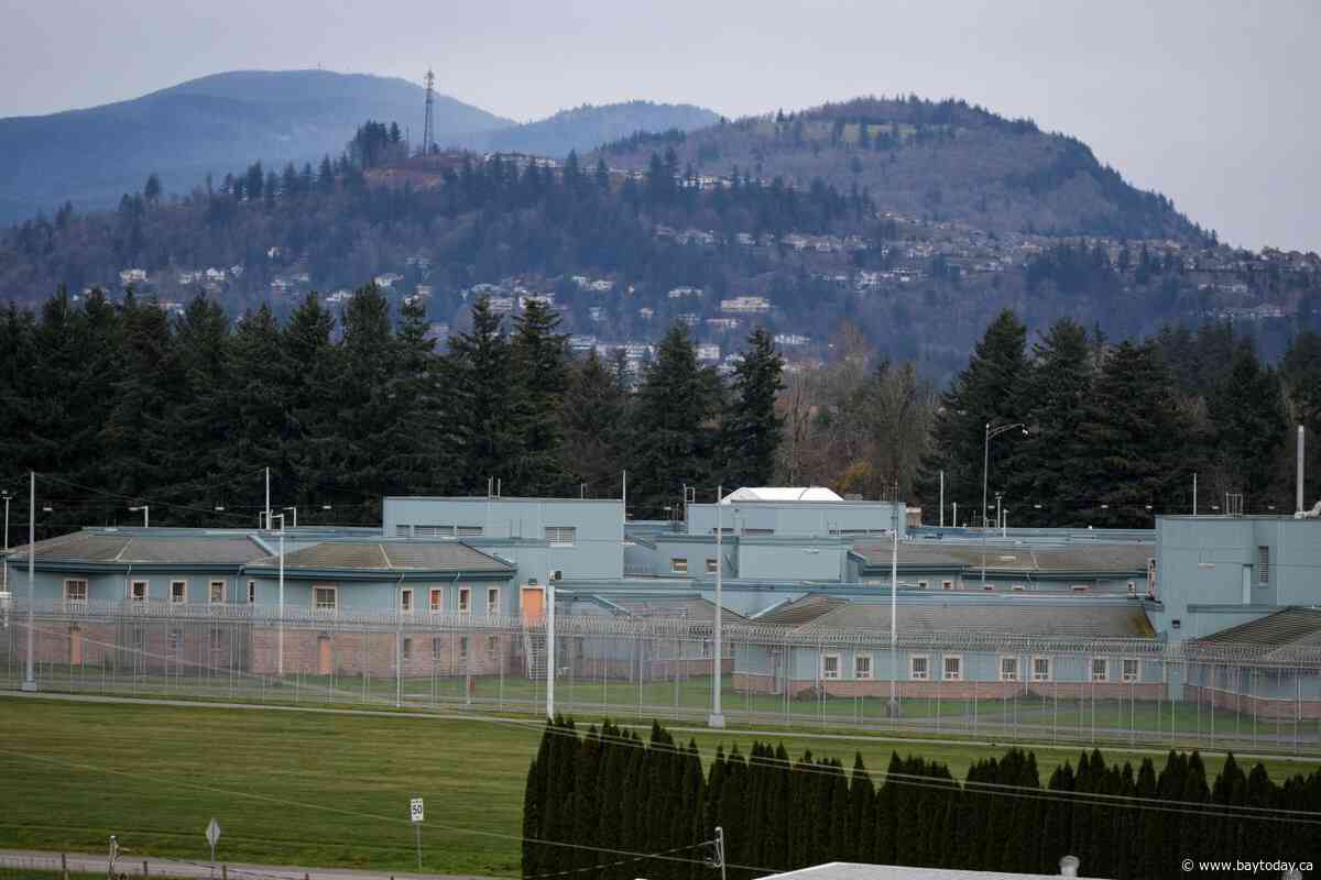 Guard in B.C. prison needed chest compressions after fentanyl exposure, says union
