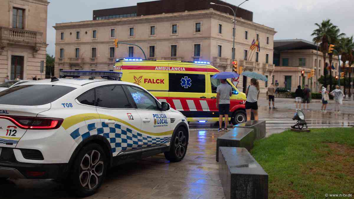 Räuber erbeuten wertvolle Uhren: Deutsches Paar nach Lokalbesuch auf Mallorca überfallen