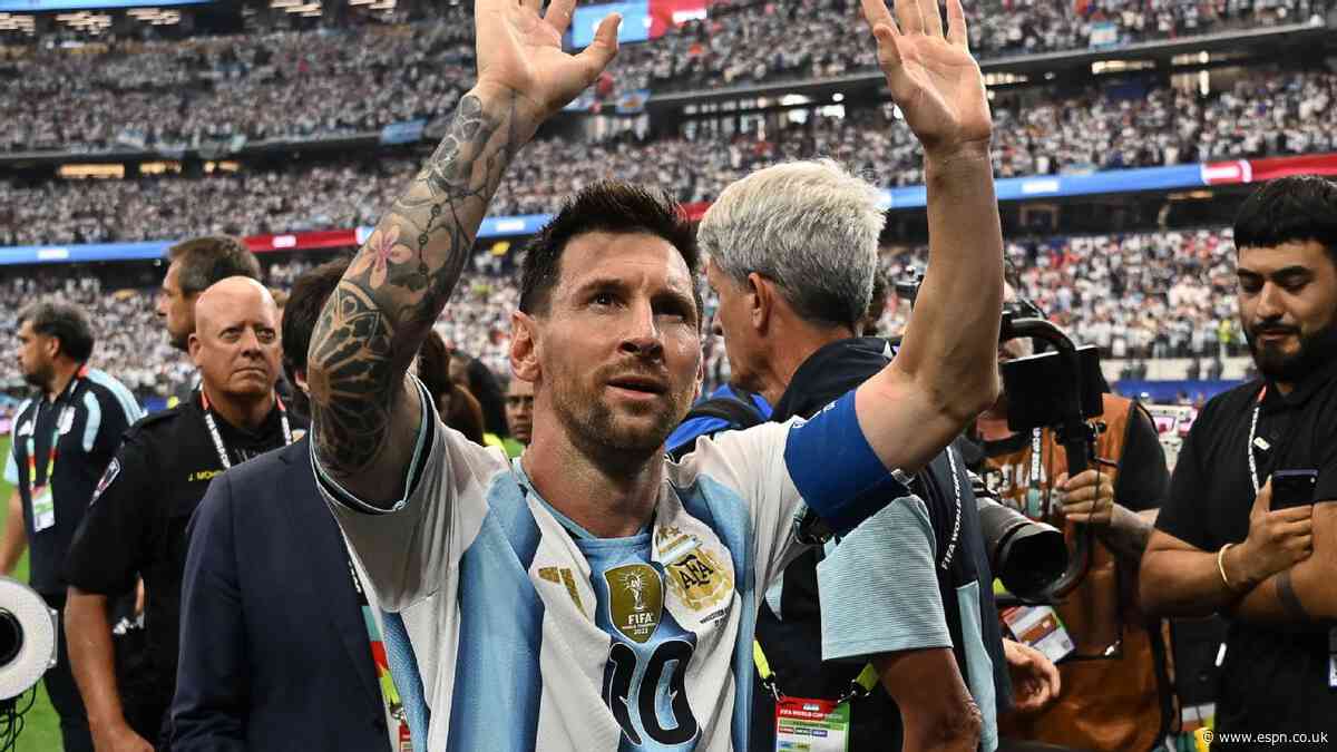 Messi breaks WC goal record, scores double in win