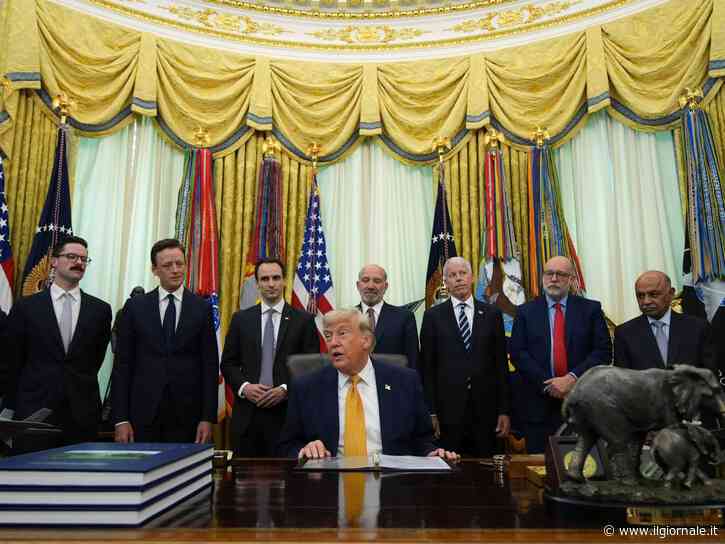 Trump torna ad attaccare l'Italia: "Si è comportata molto male". Sugli alleati: "Non ci sono stati per noi"