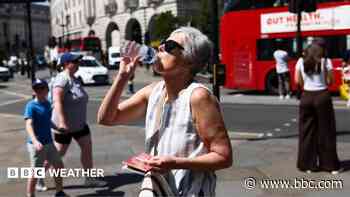Four-day extreme heat warning begins as temperatures could hit 38C