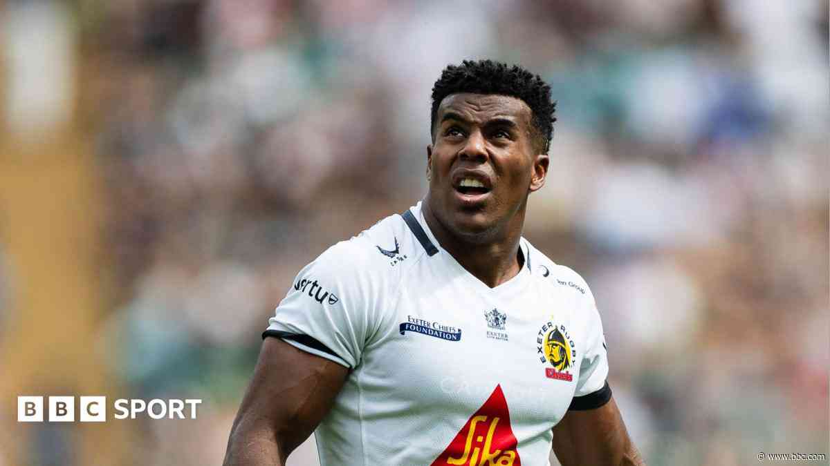 Feyi-Waboso risked England place for Exeter return