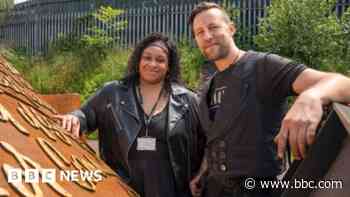Monument unveiled in park on Windrush Day