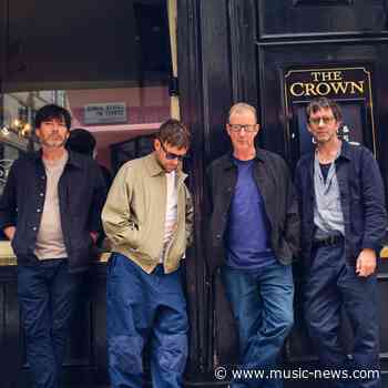 Blur reunion on hold as Oasis takes the spotlight