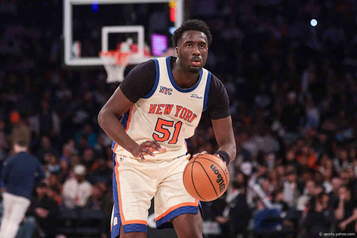 Knicks sign Mo Diawara to contract ahead of free agency