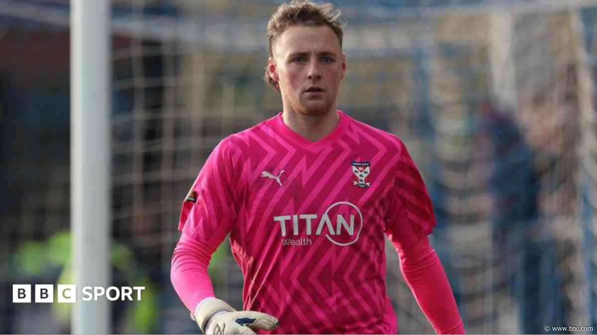 Sykes-Kenworthy signs new York deal until 2027