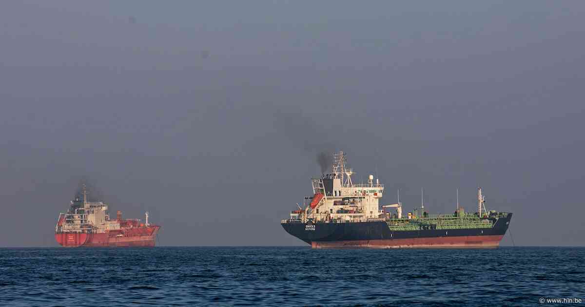 Olieprijs zakt onder de 78 dollar - Qatar haalt lege tankers terug voor export vloeibaar gas
