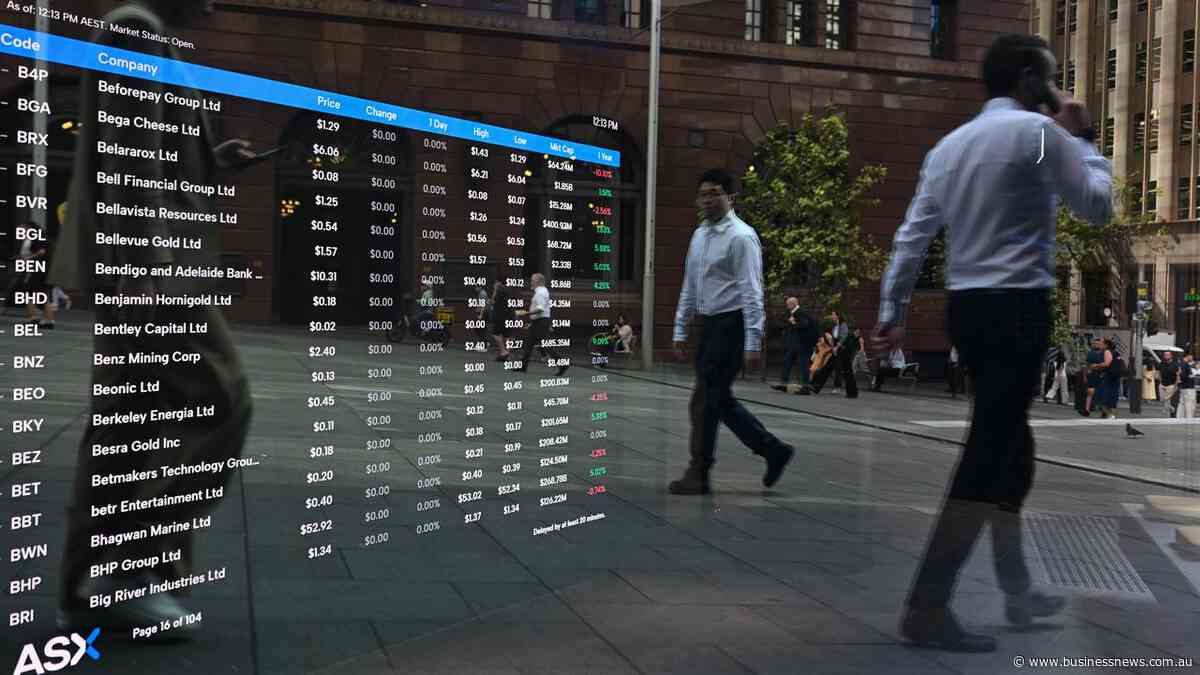 Australian shares dip as slump in miners drags on