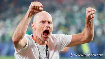 „Wo rennt der hin?“: Ex-FC-Trainer sprintet nach WM-Spiel direkt auf die Tribüne