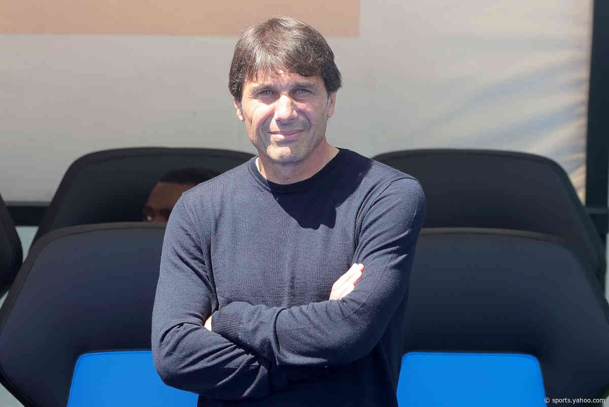 Conte challenges Mancini for Italy coaching job