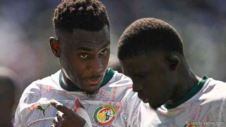 Unpaid bonuses and food issues - what's going on inside Senegal camp?